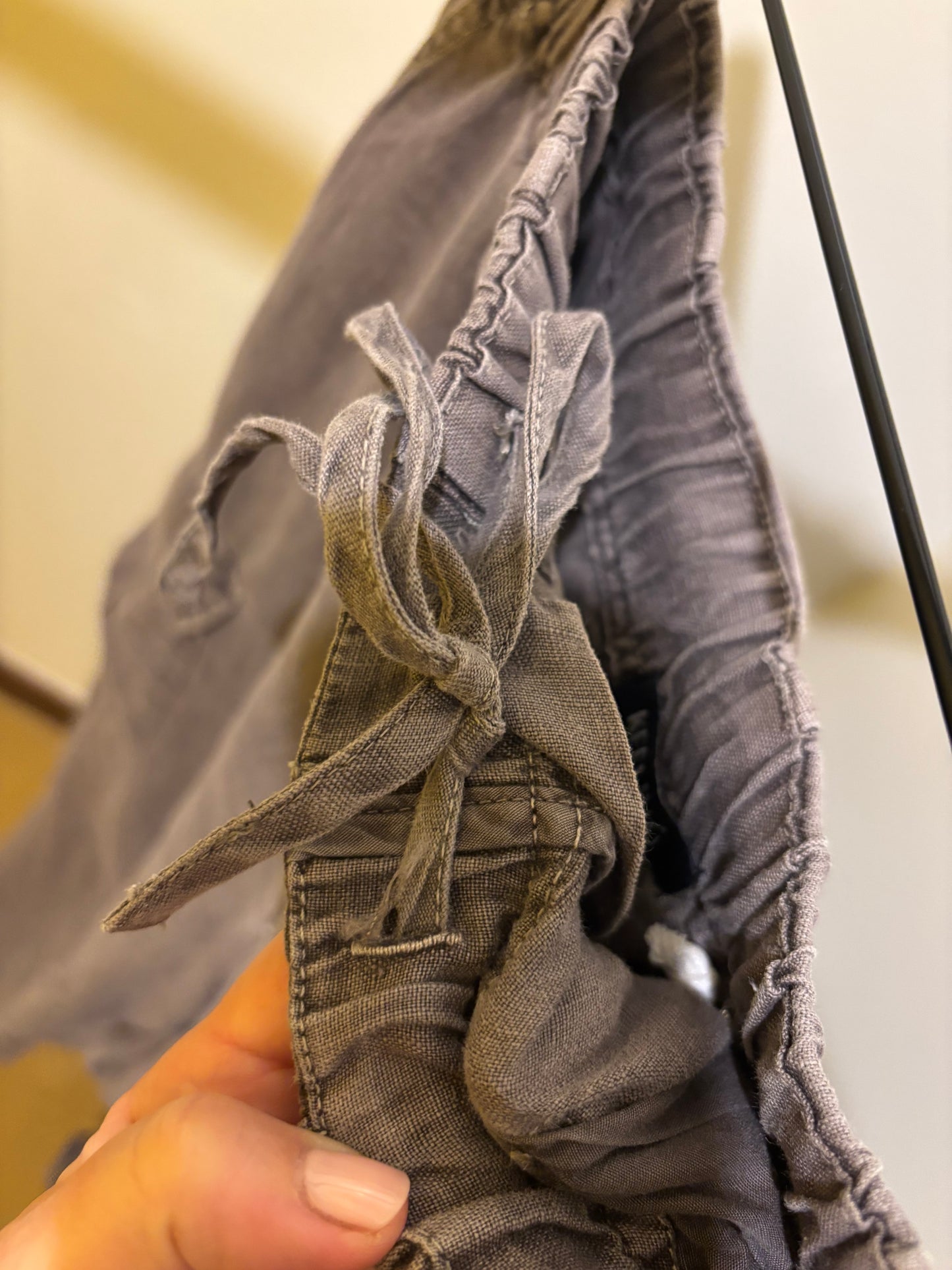 Pantaloni cargo over in Lino grigio Keeling