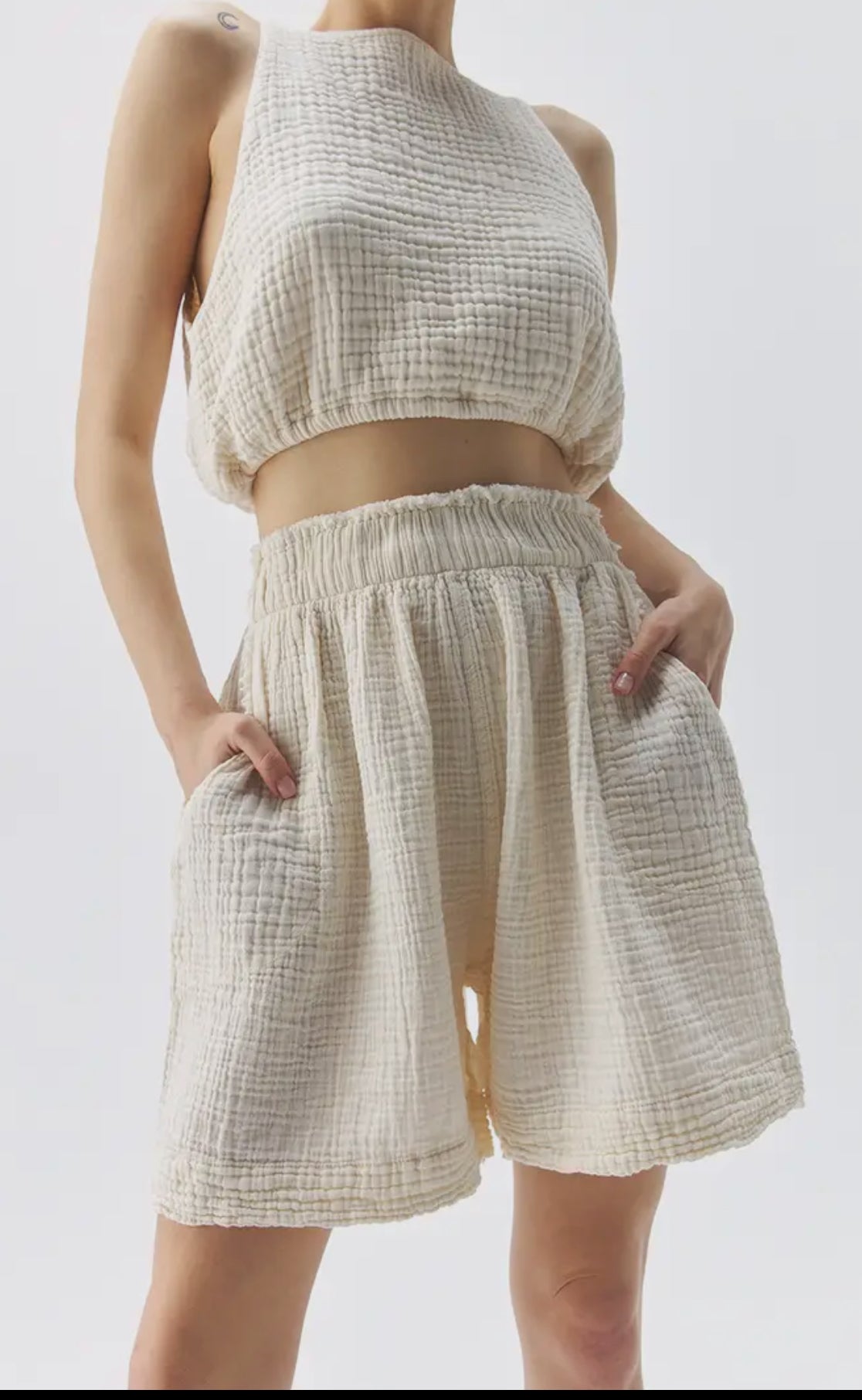 Top in cotone turco con lacci