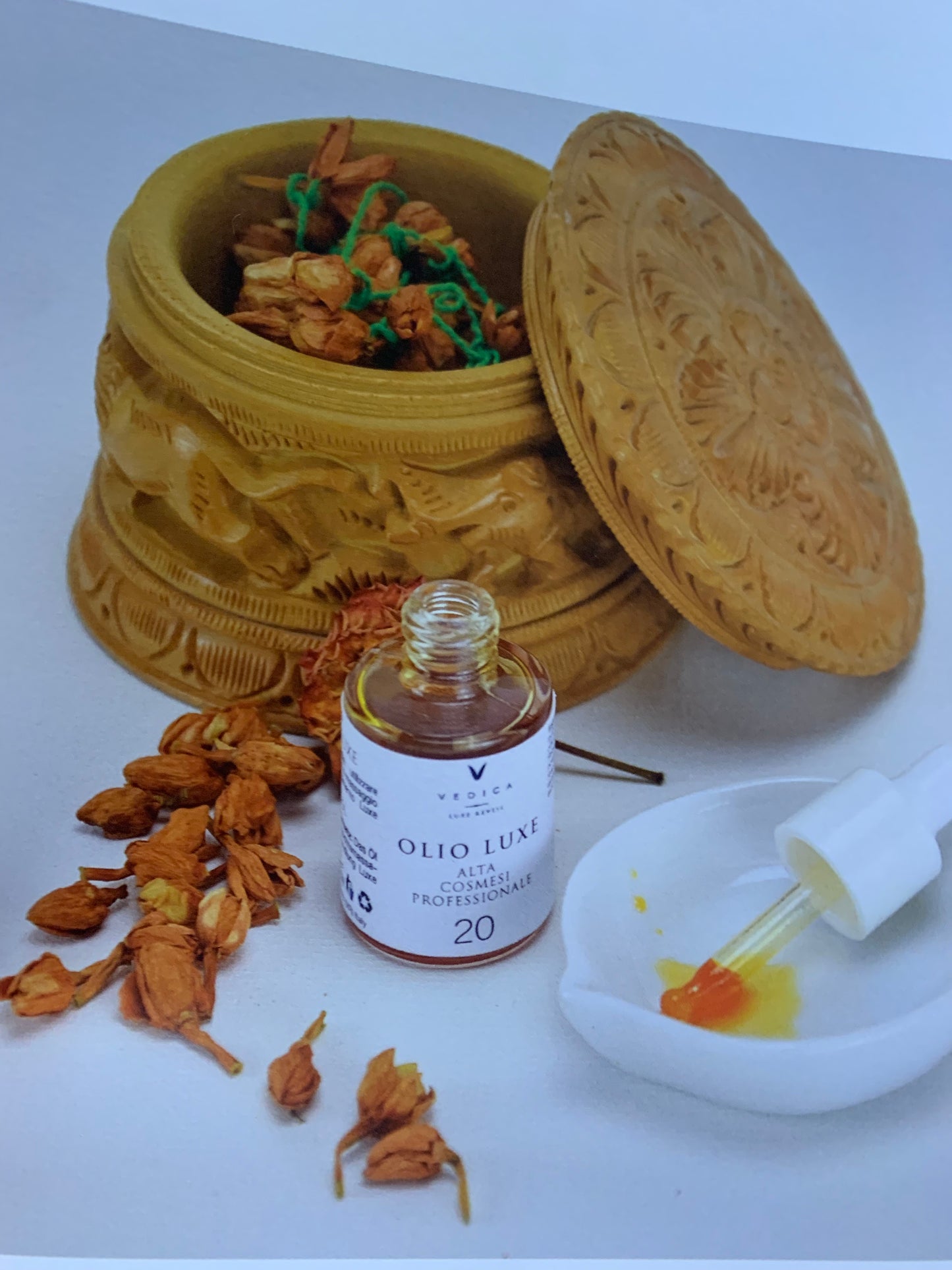 OLIO LUXE VEDICA