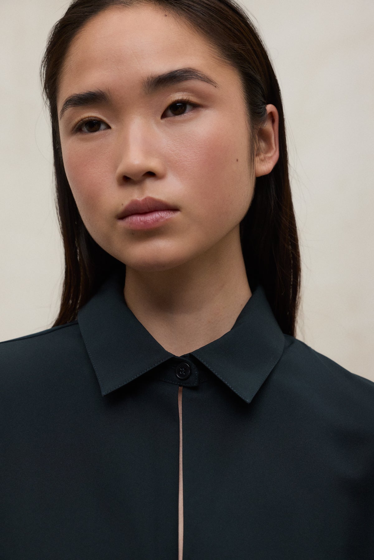 Abito in poliestere riciclato – Nero