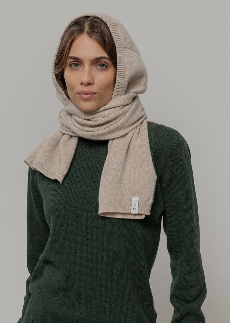 Sciarpa-cappuccio unisex in cashmere rigenerato | Beige