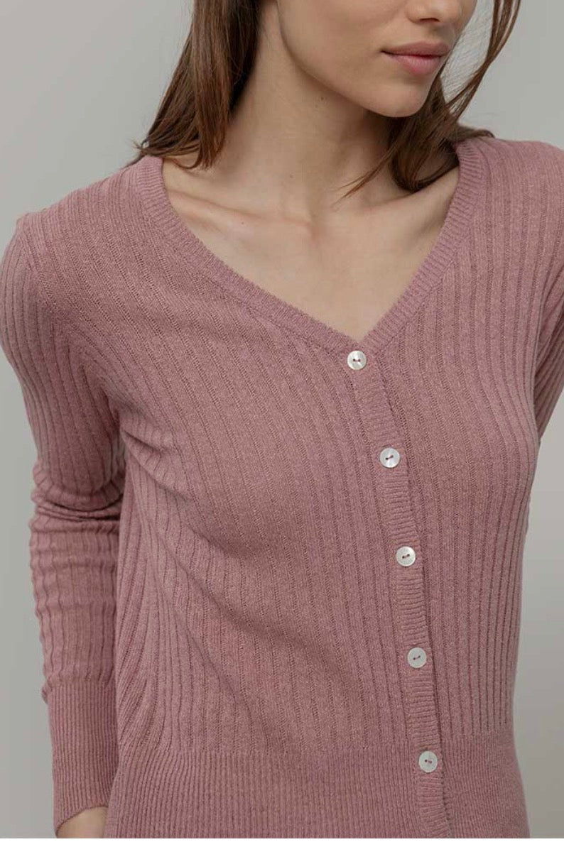 Cardigan rosa in seta rigenerata Rifò