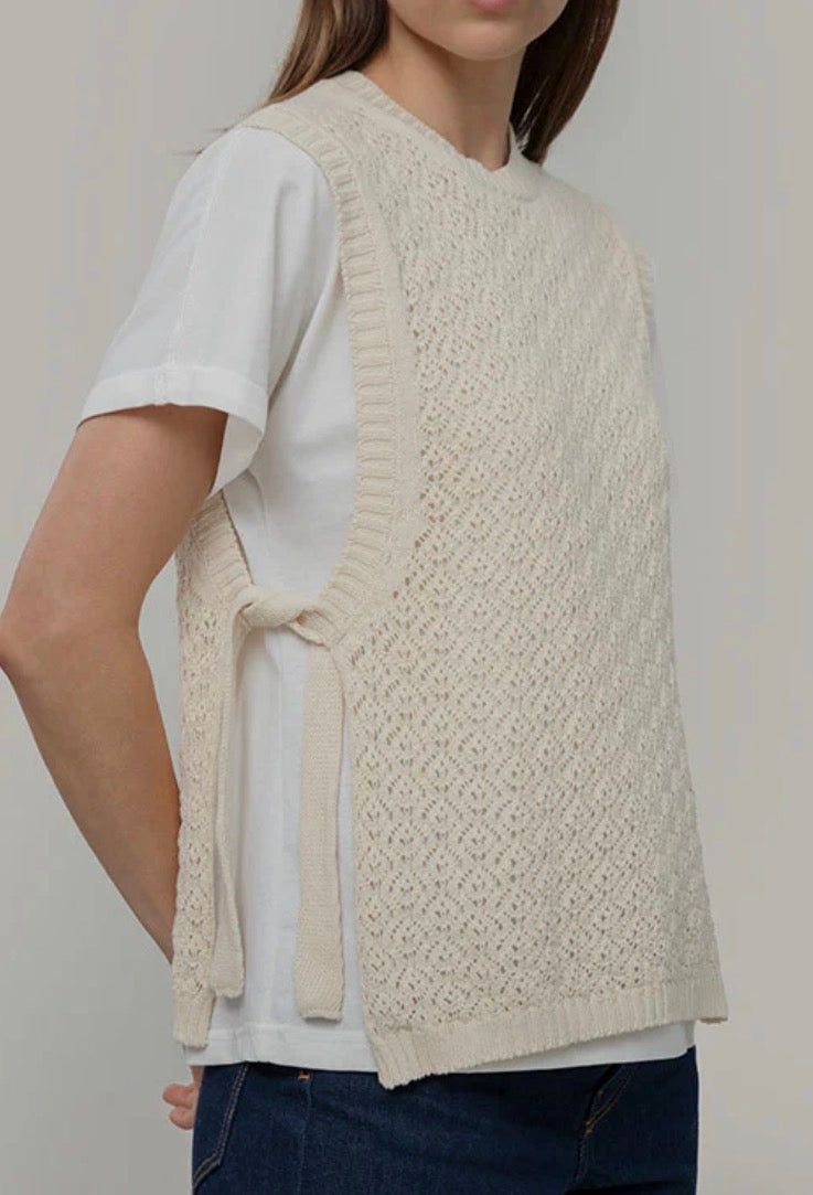 Gilet Rifò in cotone riciclato con lacci