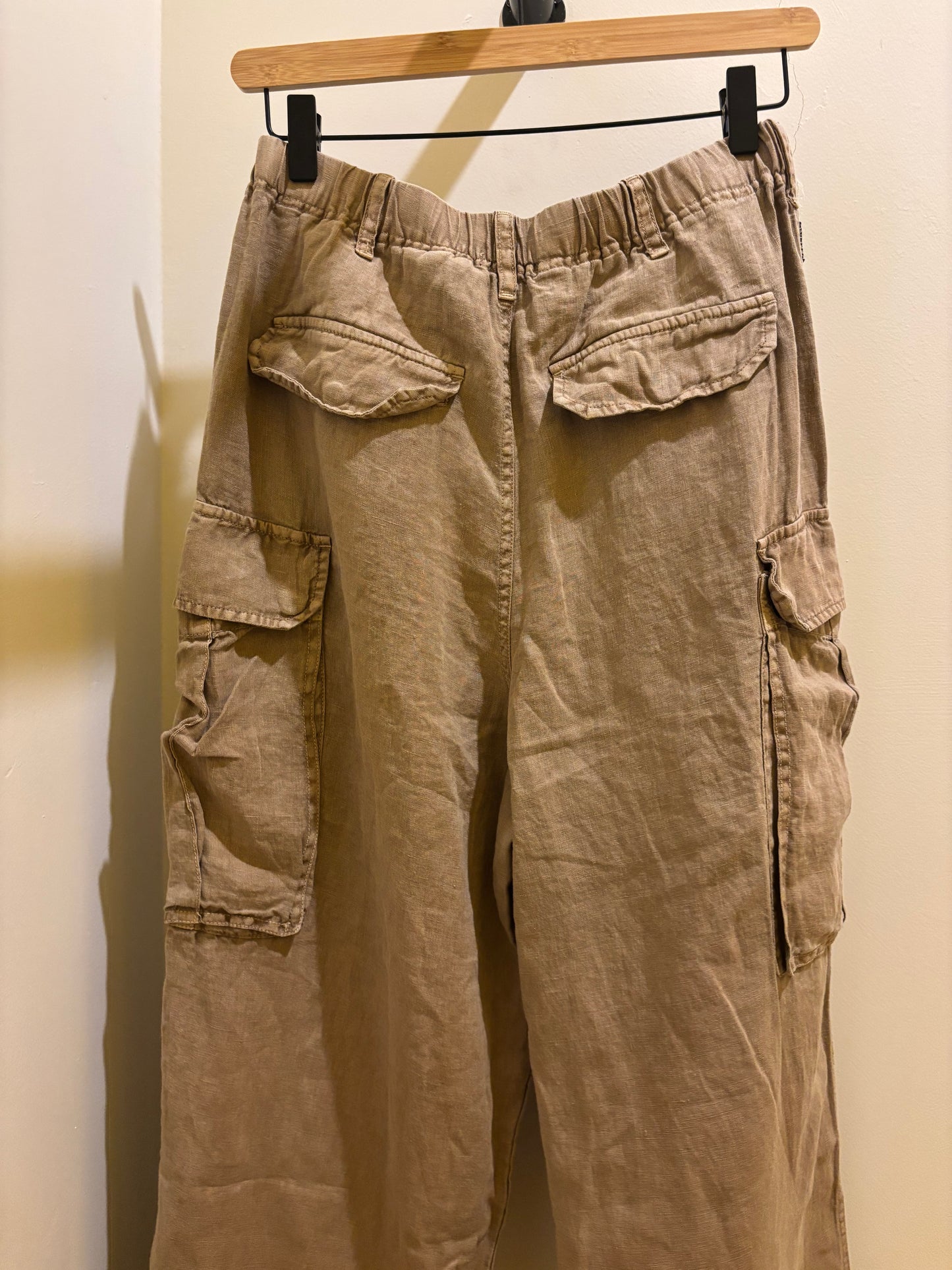 Pantaloni cargo over in Lino  cammello Keeling