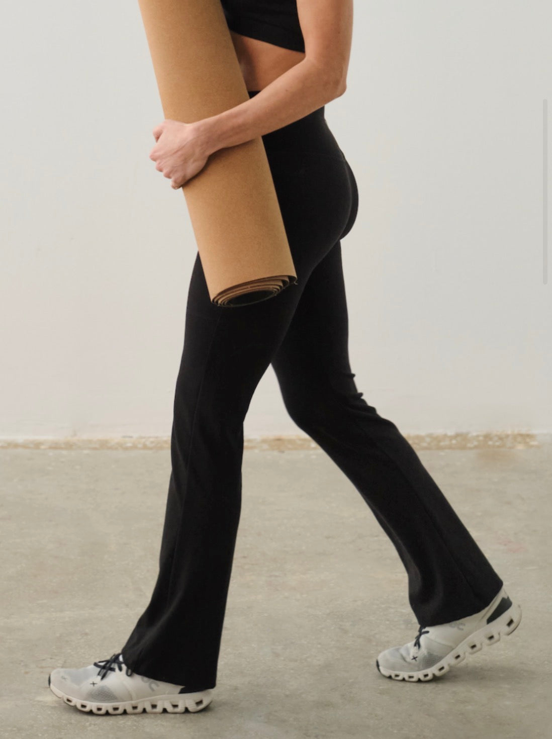 Leggings neri svasati in tencel Lando Studio