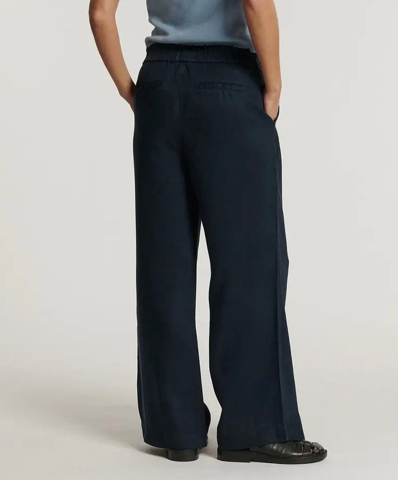 Pantaloni morbidi in tencel blu