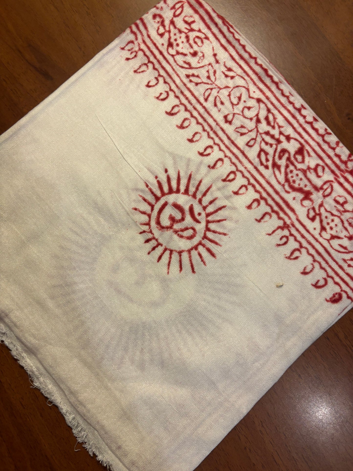 OM 🕉️ parei ( + colori)