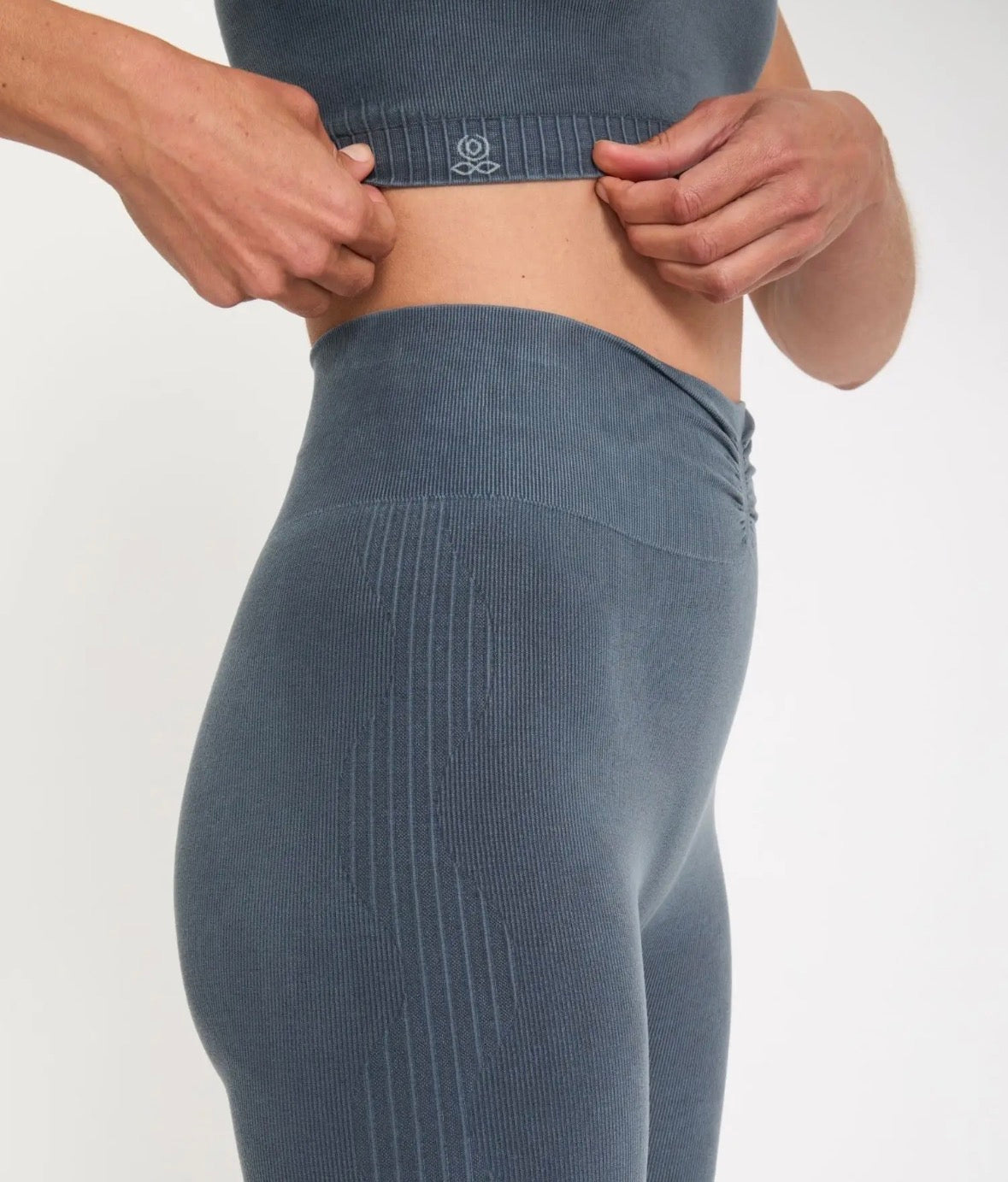 Leggings in bambù YOGA SEARCHER ( + colori)