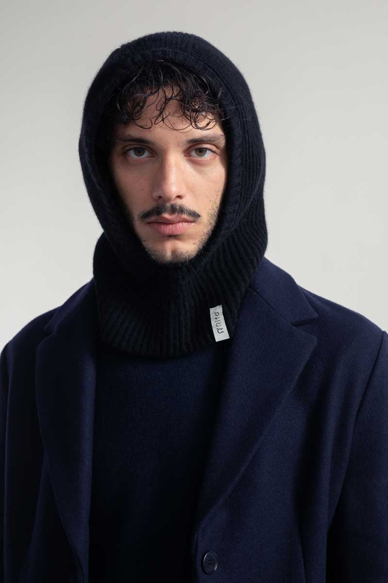 Balaclava unisex in cashmere rigenerato – Passamontagna nero RIFÒ