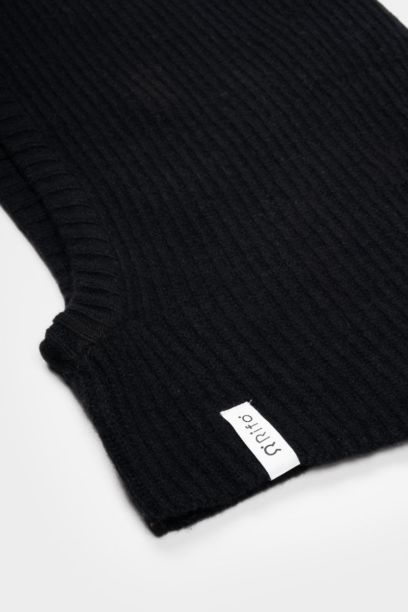 Balaclava unisex in cashmere rigenerato – Passamontagna nero RIFÒ