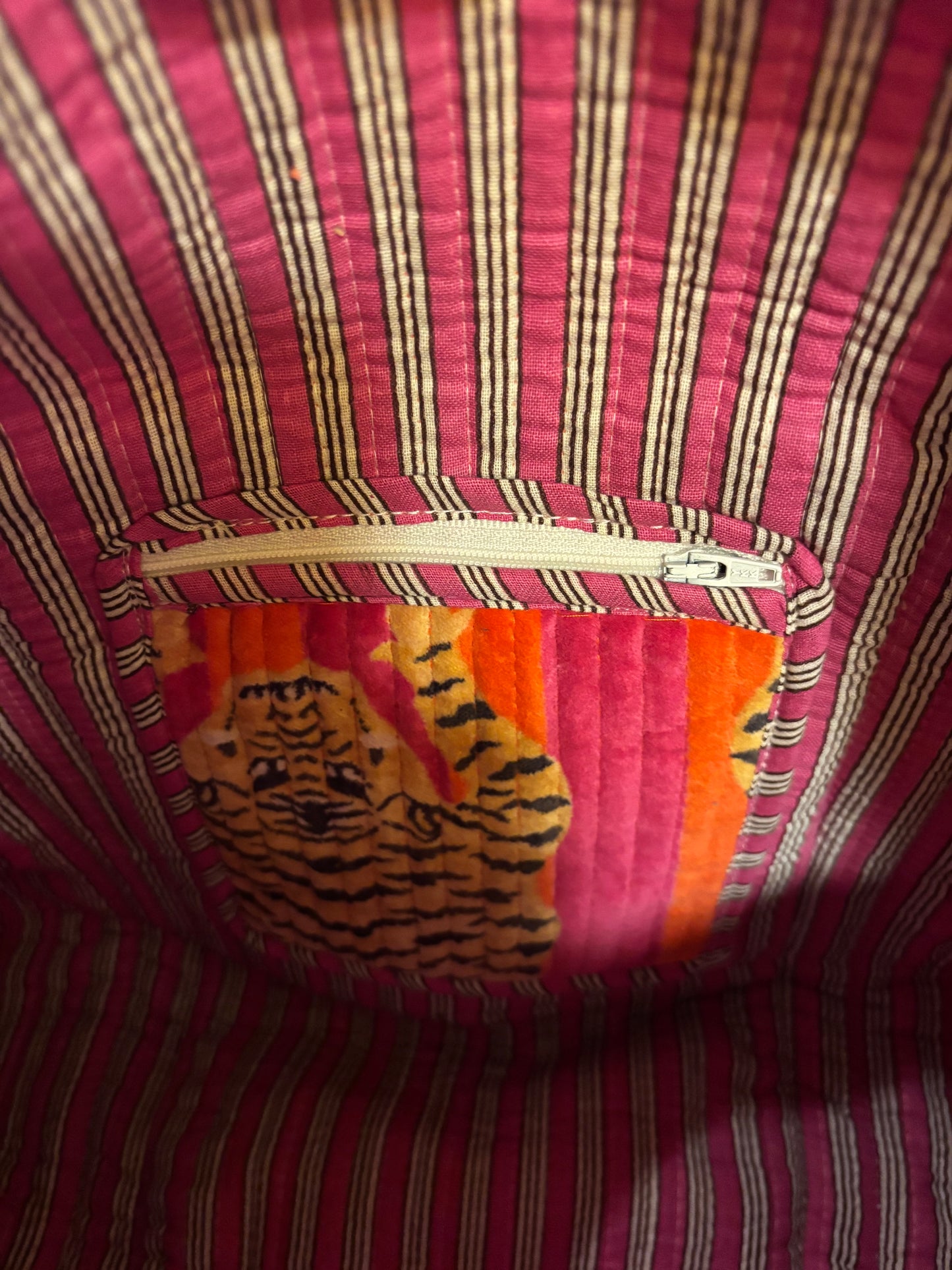 Borsa weekender in velluto tiger rosa/arancio