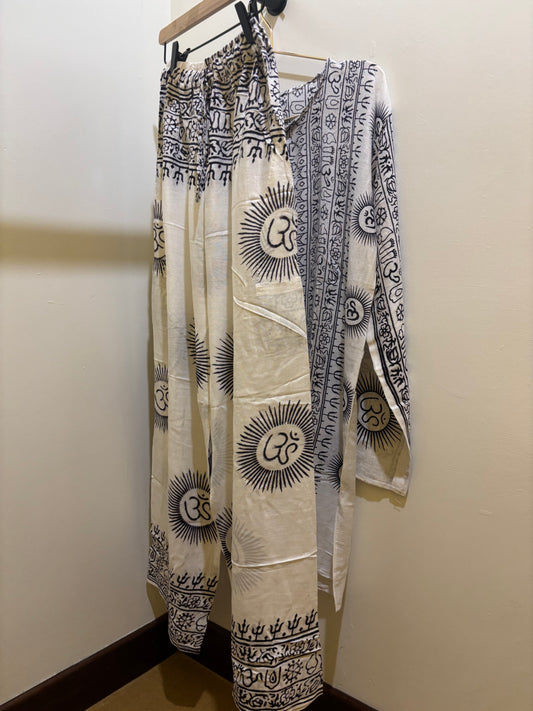 OM 🕉️ set ( + colori)