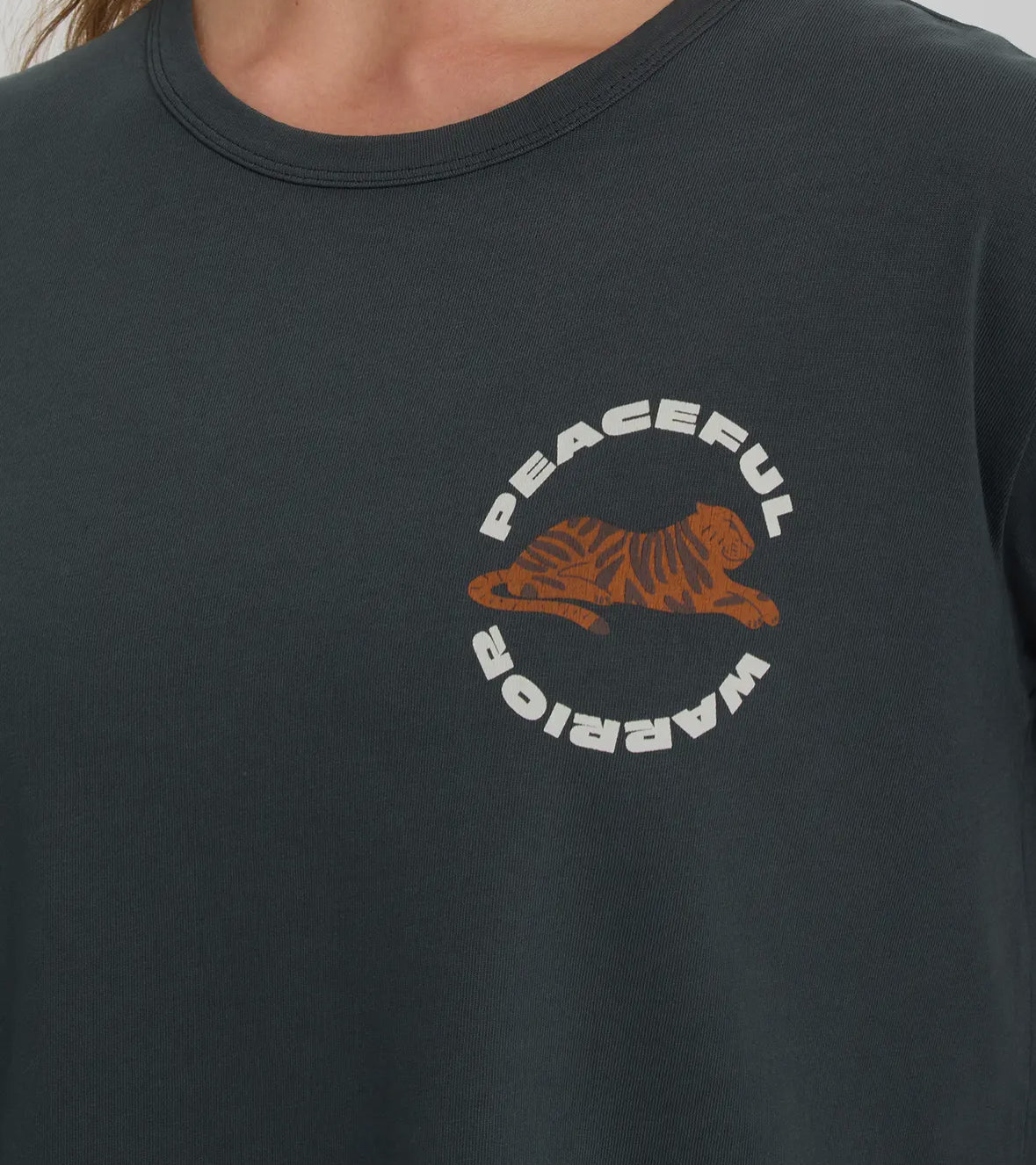 T-shirt Peace in cotone biologico ( 2 colori)