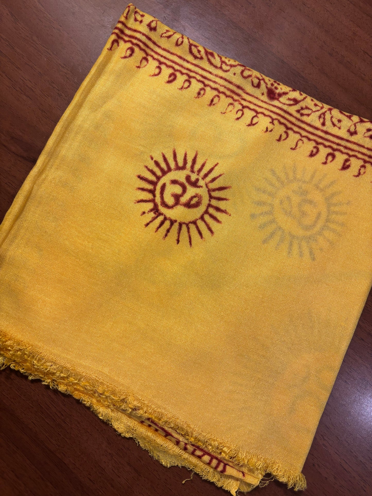 OM 🕉️ parei ( + colori)