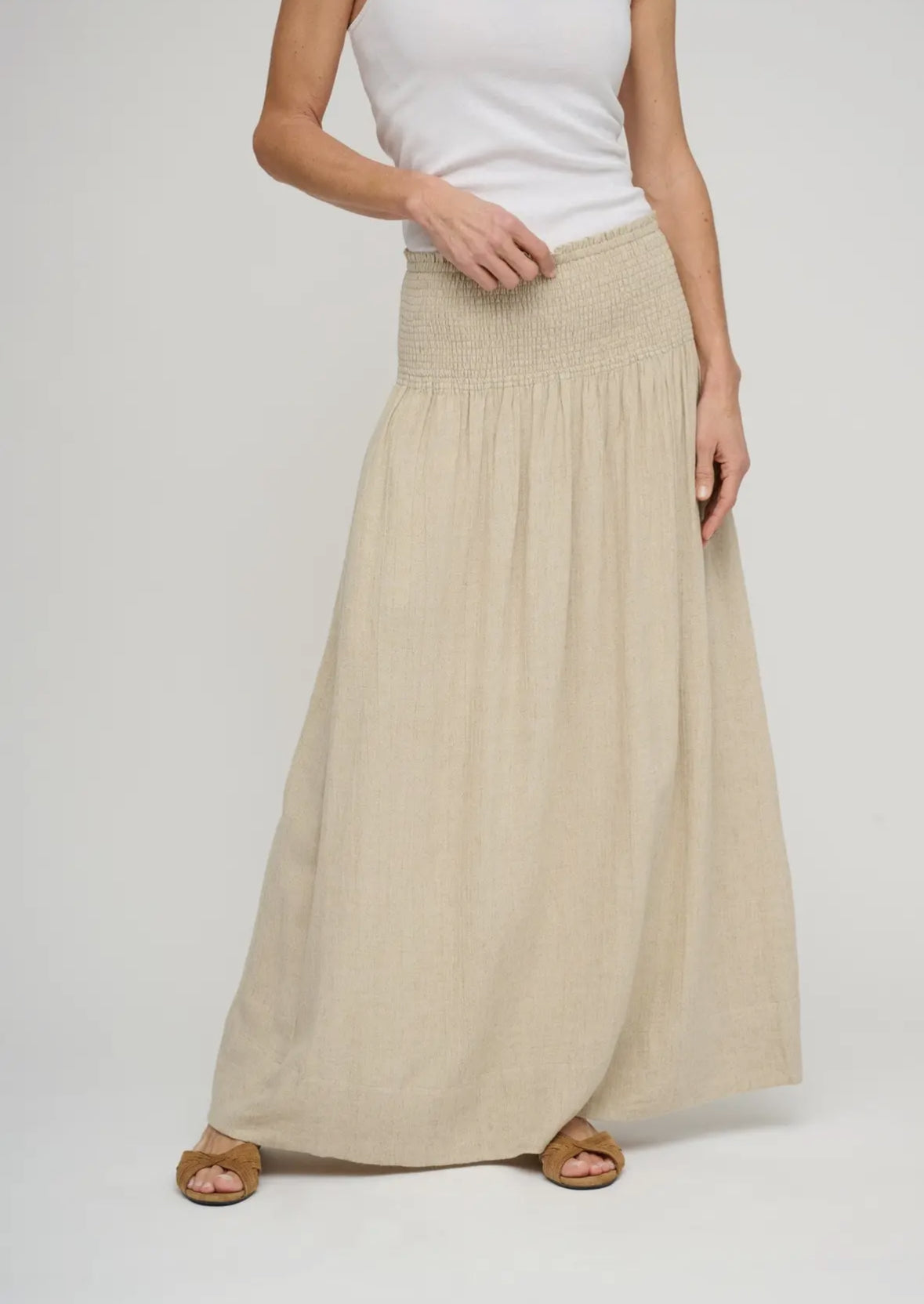 Gonna in lino con tasche