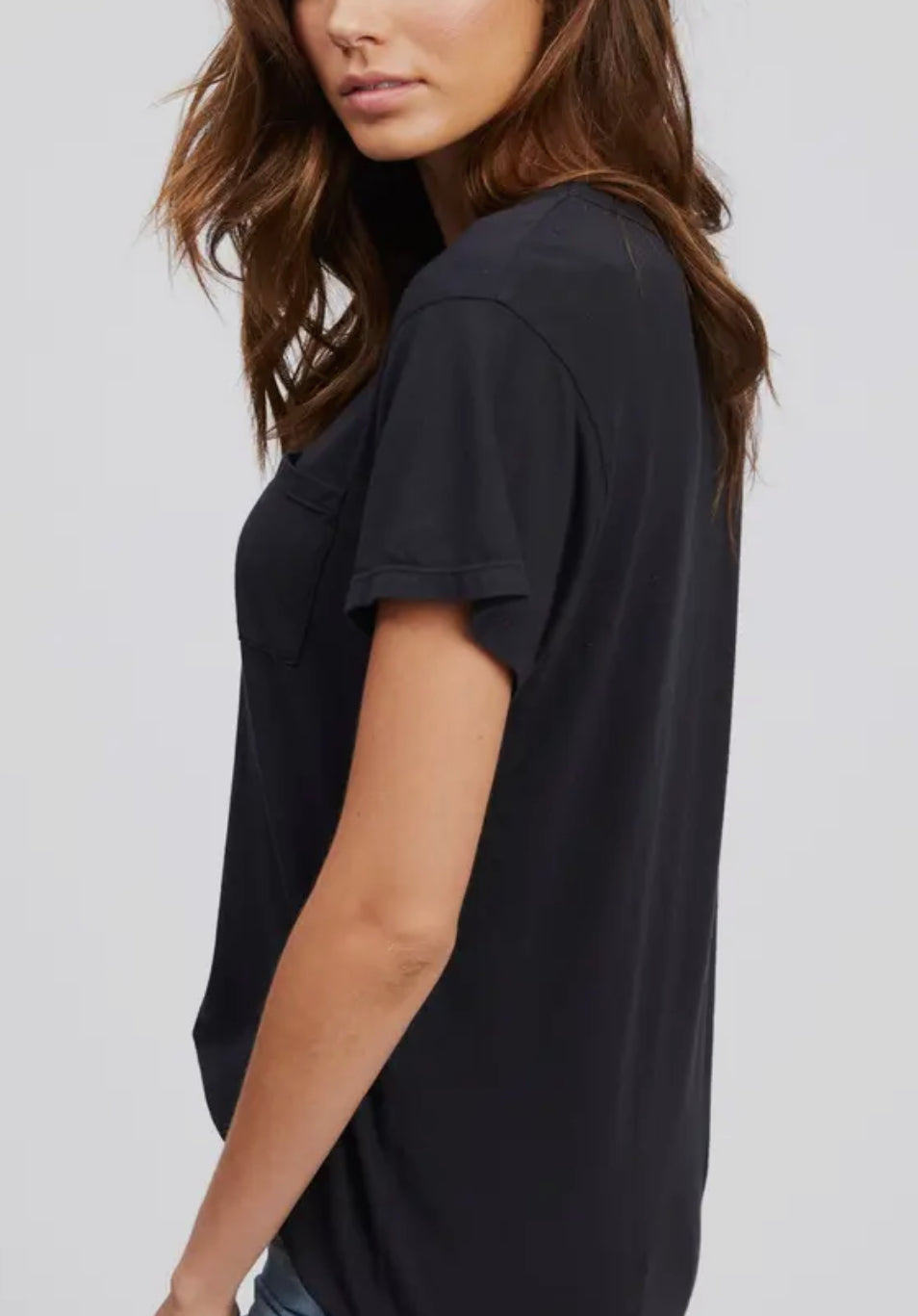 T- shirt con tasca