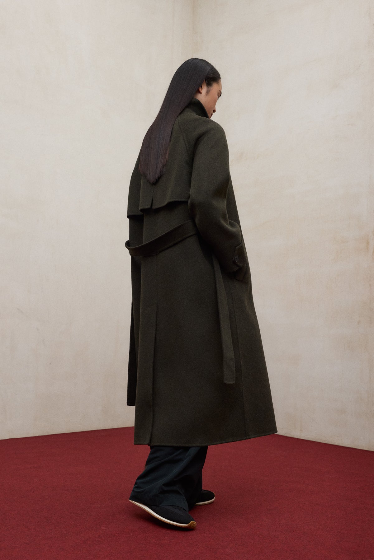 Cappotto in lana riciclata con cintura - Verdone