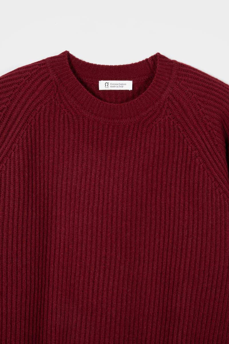 Maglia girocollo in cashmere rigenerato – Bordeaux RIFÒ