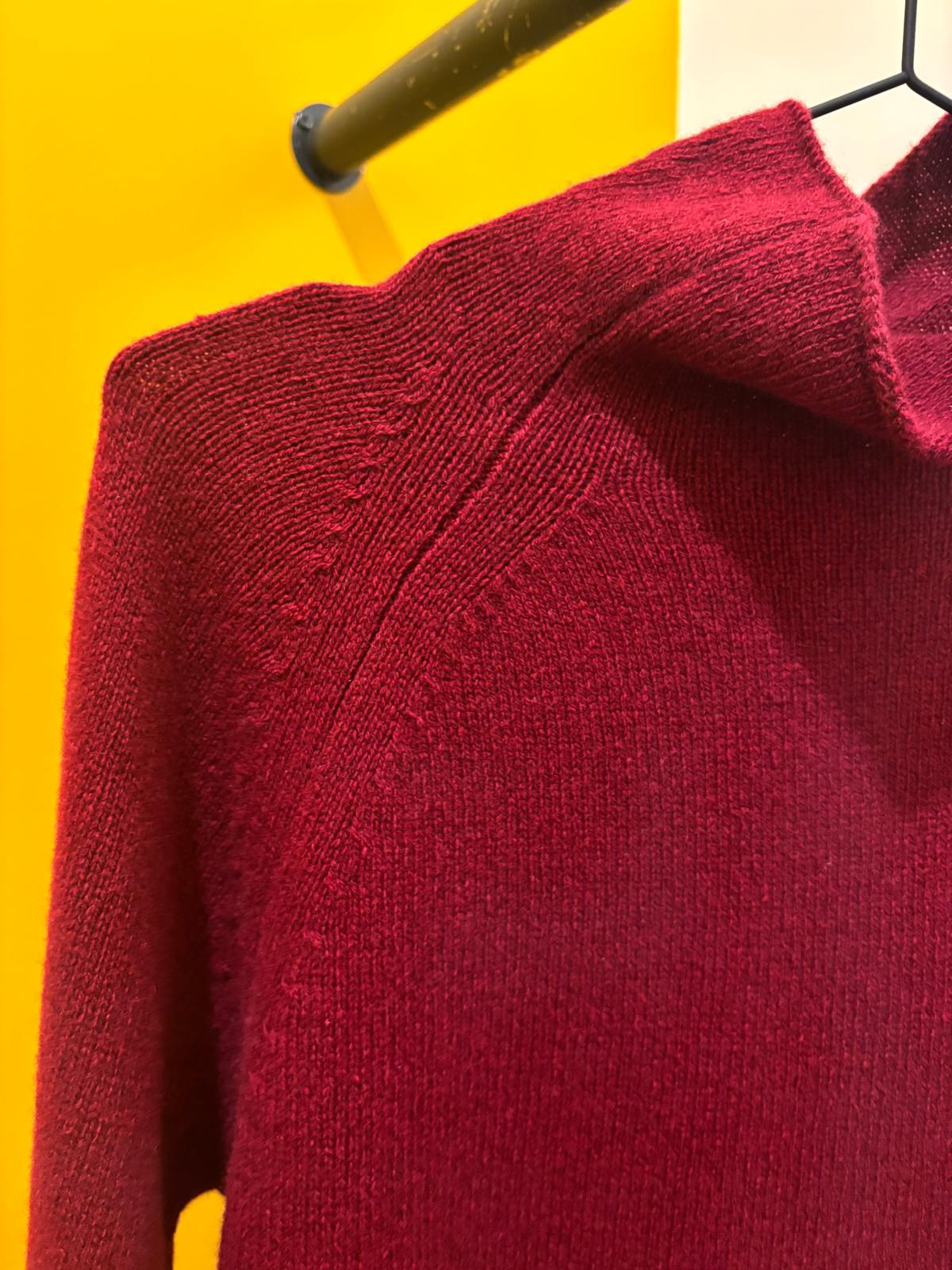 Maglione donna in cashmere rigenerato | Rosso vino