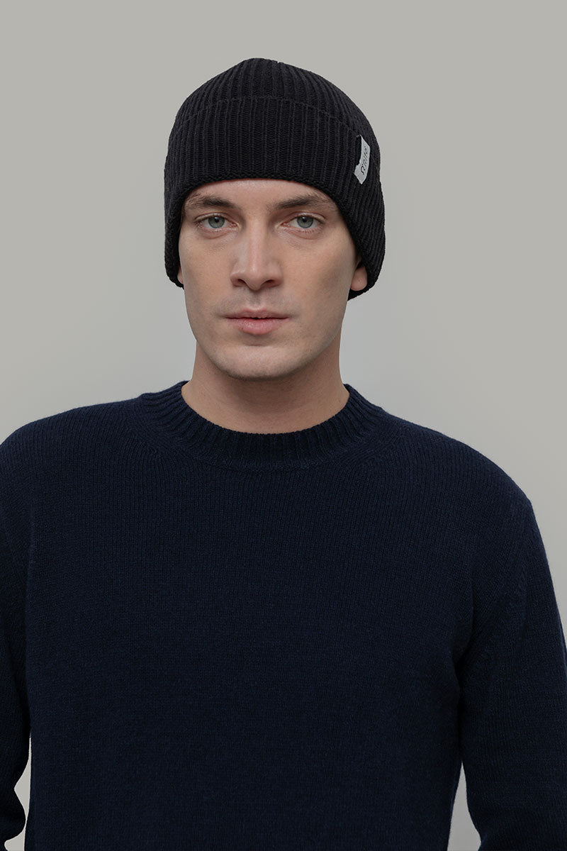 Cappello unisex in cashmere rigenerato | Nero RIFÒ