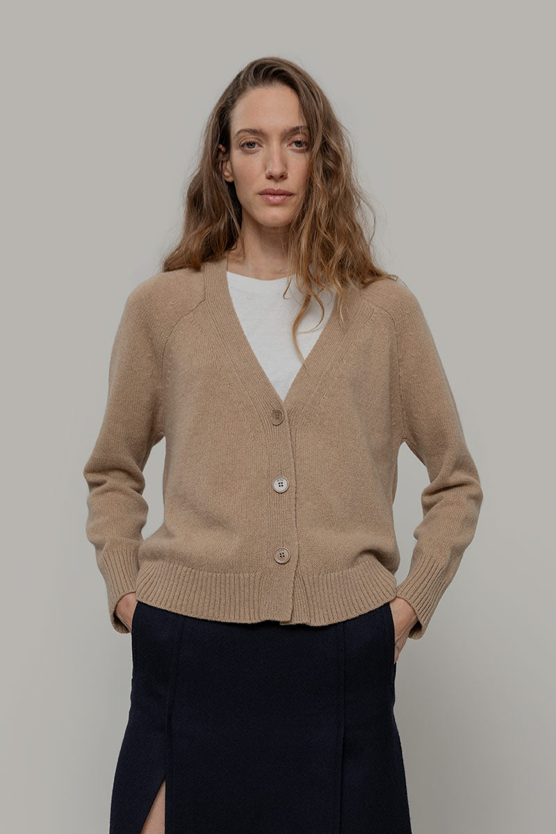 Cardigan corto in cashmere rigenerato – Beige RIFÒ