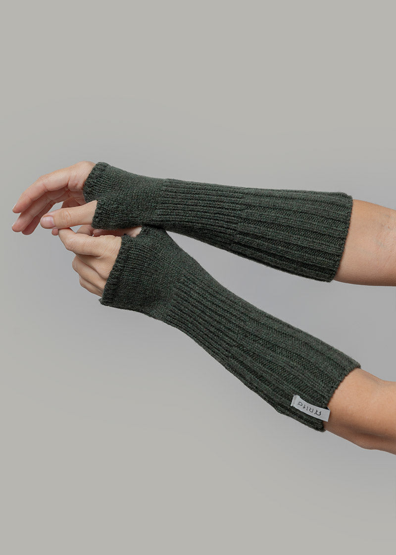 Manicotti in cashmere rigenerato Unisex | Verde RIFÒ
