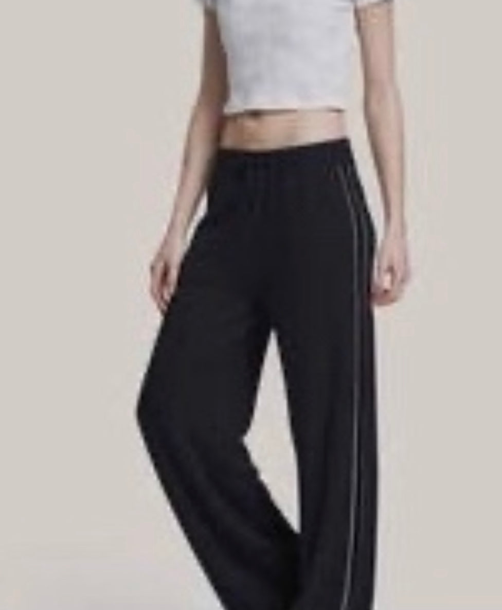 Pantaloni in lana palazzo